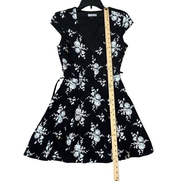 H & M Black and White Dress Floral Dress - Picture 7 of 9